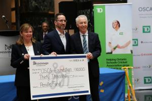 Glenn Gumulka, CEO of the Mississauga Foundation, and Lorraine Crow, Director of Grants and Community Initiatives, presenting a cheque to Tony Pontes of the OSCA Foundation.