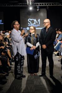 José Forteza is a key editorial figure at Vogue Mexico and Latin America. He received From founders Bryan Quan and Emely Benítez de Quan, a special award and recognition for his outstanding contribution to the growth and visibility of Latin American fashion.