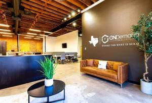 Entry To New OnDemand Realty Fort Worth Office