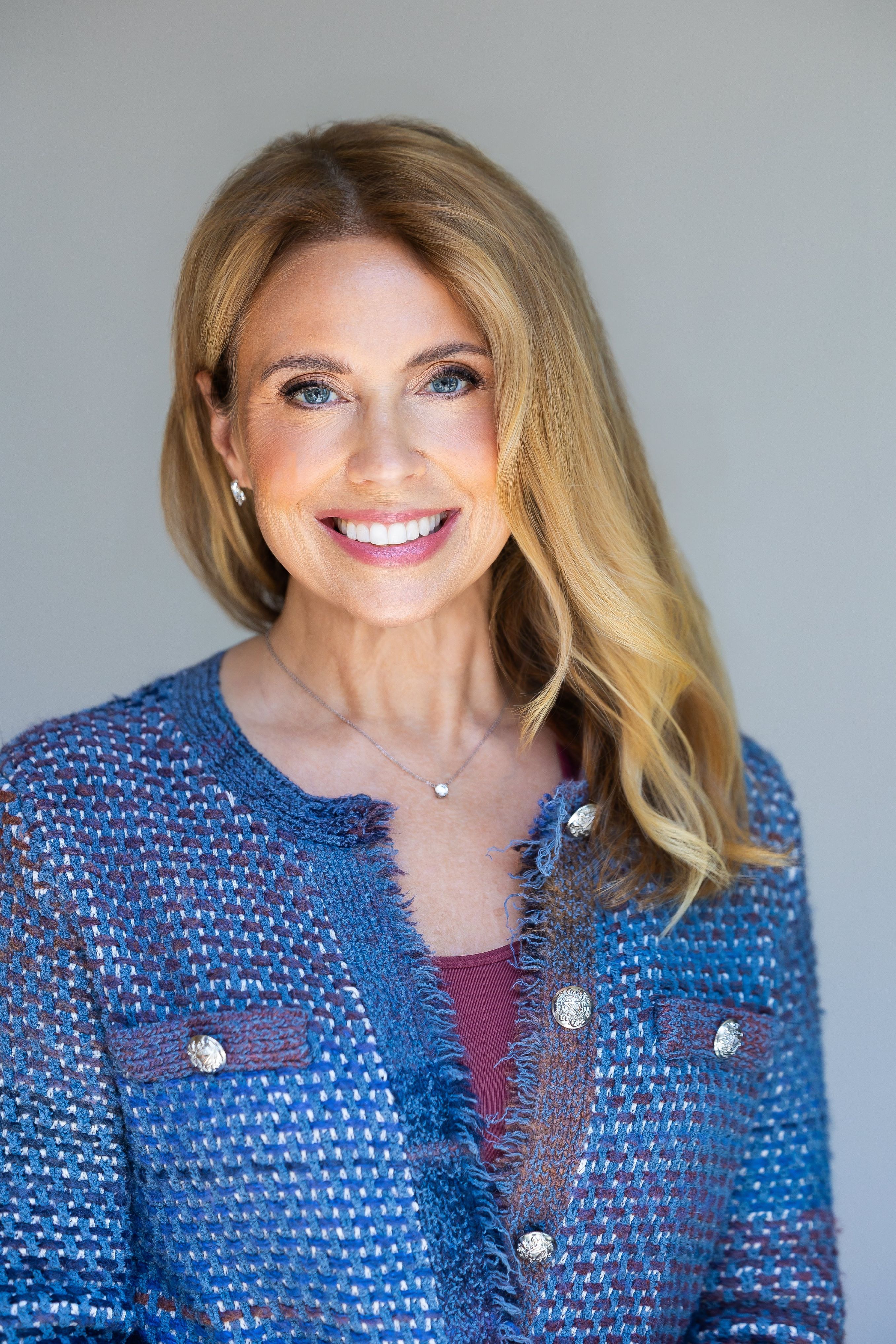 Headshot of Sandy Marshall, the new Chief Development Officer of TGR Foundation, Tiger Woods' education-based nonprofit organization
