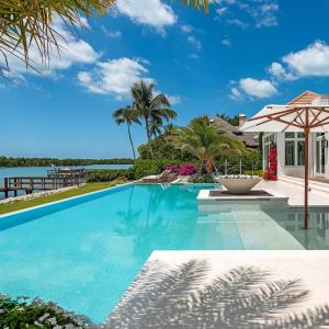 GCIP AGENTS LIST TWO EXTRAORDINARY PORT ROYAL PROPERTIES EXCEEDING $45,000,000 EACH 5 taylor canada s listing 860 adm