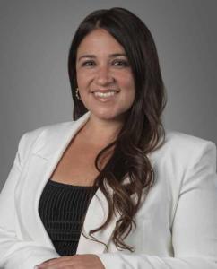 Headshot photo of Planet Home Lending Branch Manager Jeannie Paiz